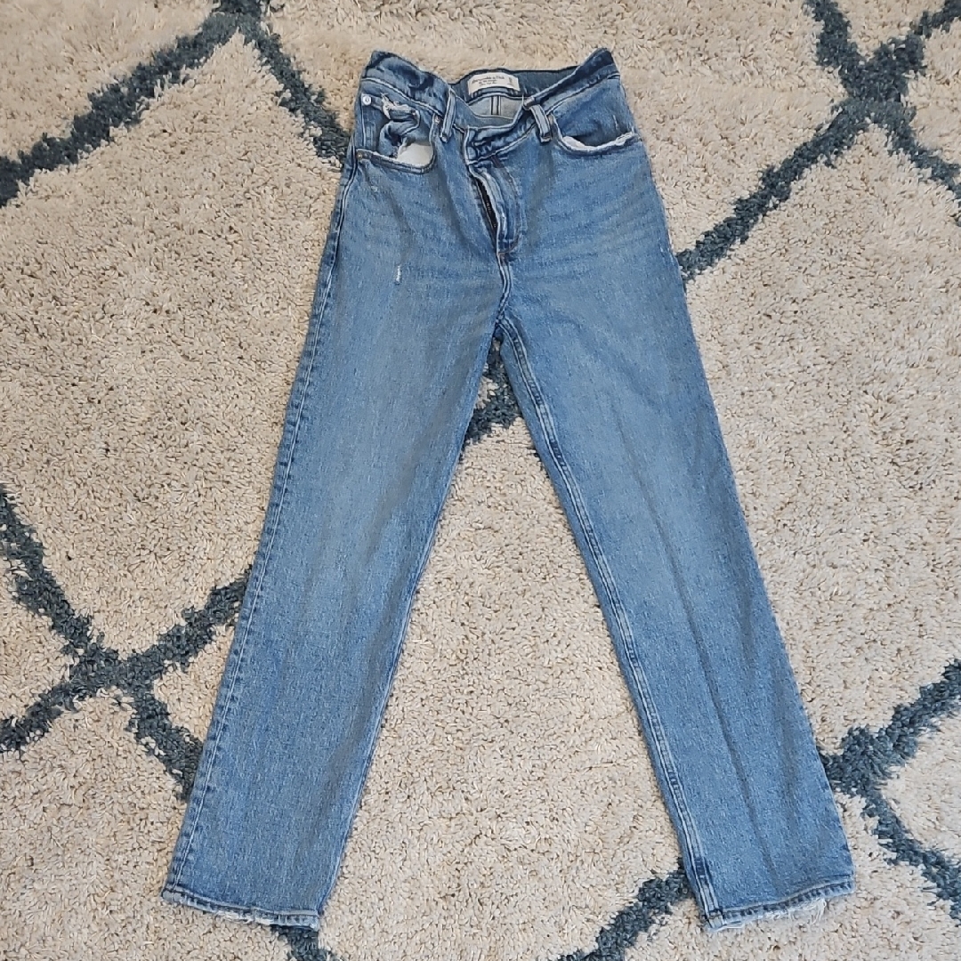 Womens Abercrombie & Fitch Light Blue Straight Leg Jeans